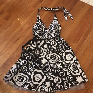 XOXO halter dress